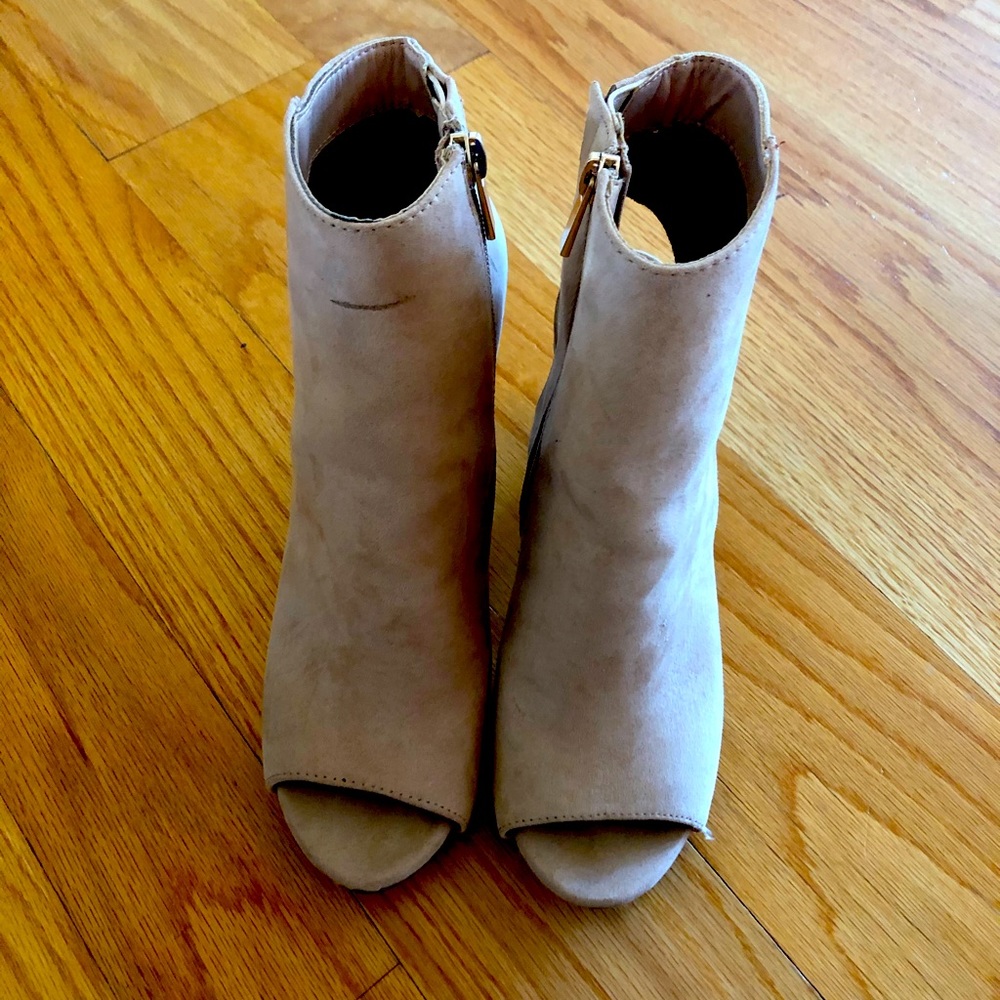 Bamboo Open-toe Booties